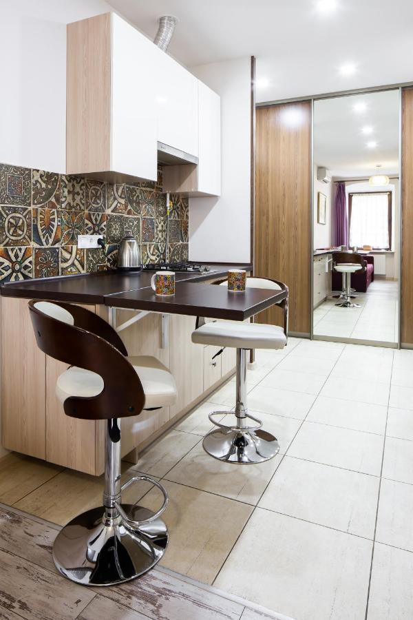Apartamento Lion King Krakivska Leópolis Exterior foto